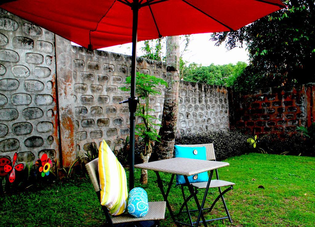 Tagaytay Garden Budgetel - City Center Tagaytay City Екстер'єр фото