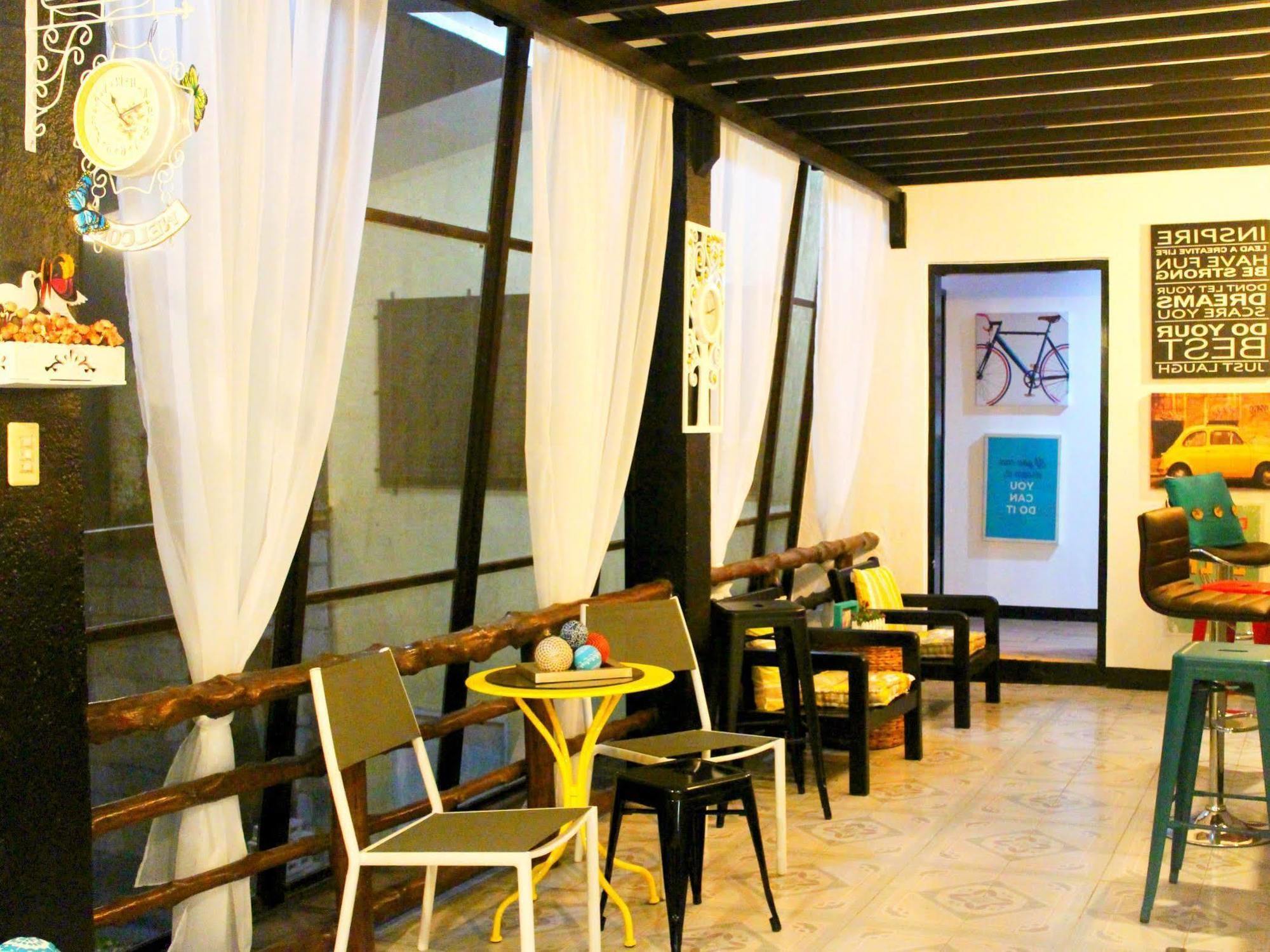 Tagaytay Garden Budgetel - City Center Tagaytay City Екстер'єр фото